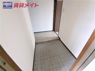 津新町駅 徒歩30分 4階の物件内観写真